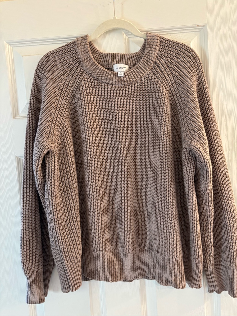Evereve Crewneck Chunky Knit Sweater in Taupe